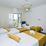 Villa Zorana Hostel