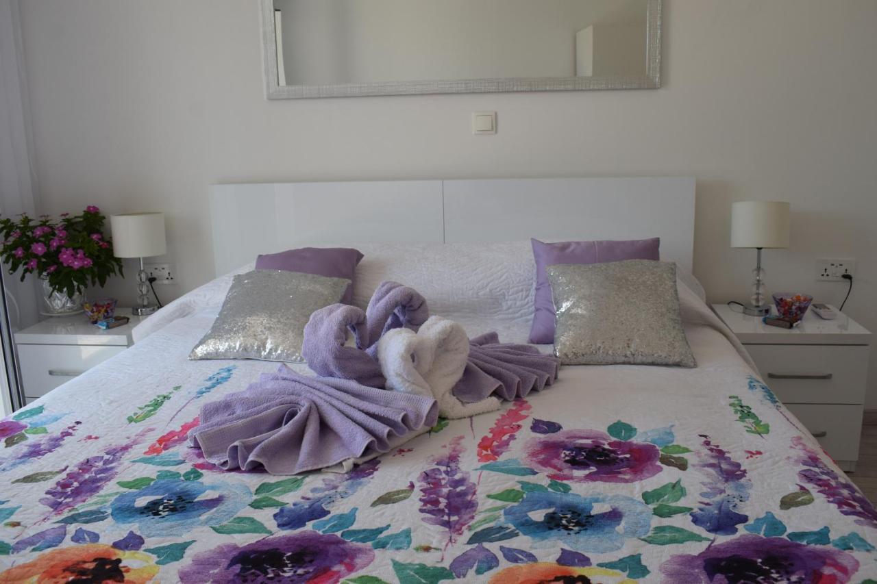 Zorana Hostel *